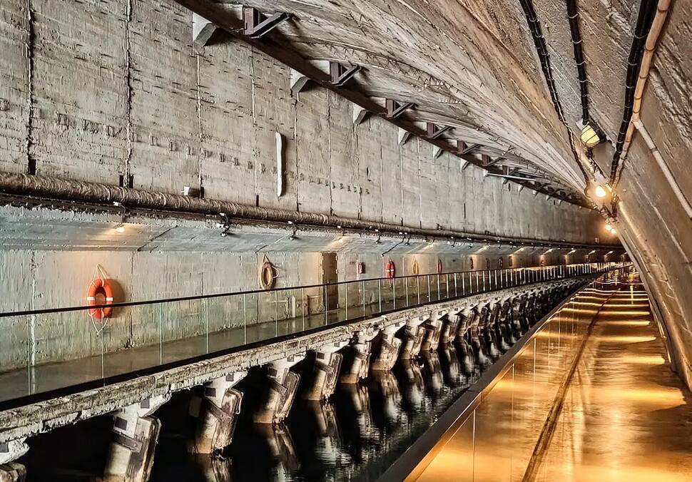 Тоннель для подводных лодок